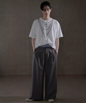 グレー　モデル：180㎝　L着用