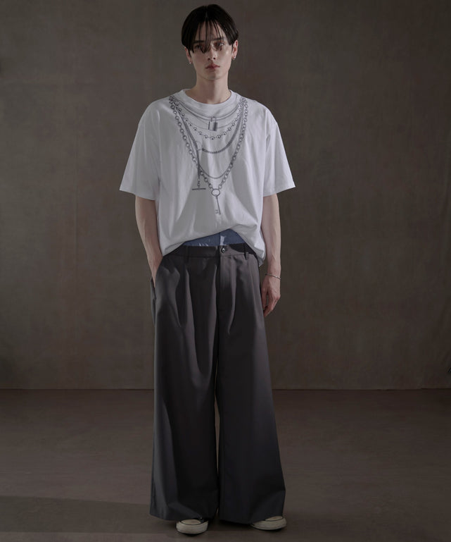 グレー　モデル：180㎝　L着用