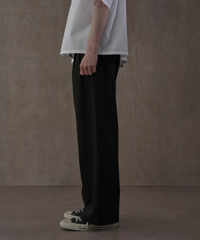 ブラック　モデル：180㎝　L着用