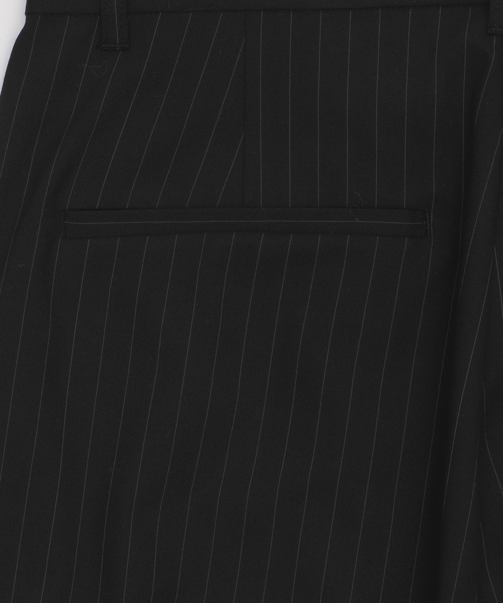 ピンストライプタックワイドスラックス