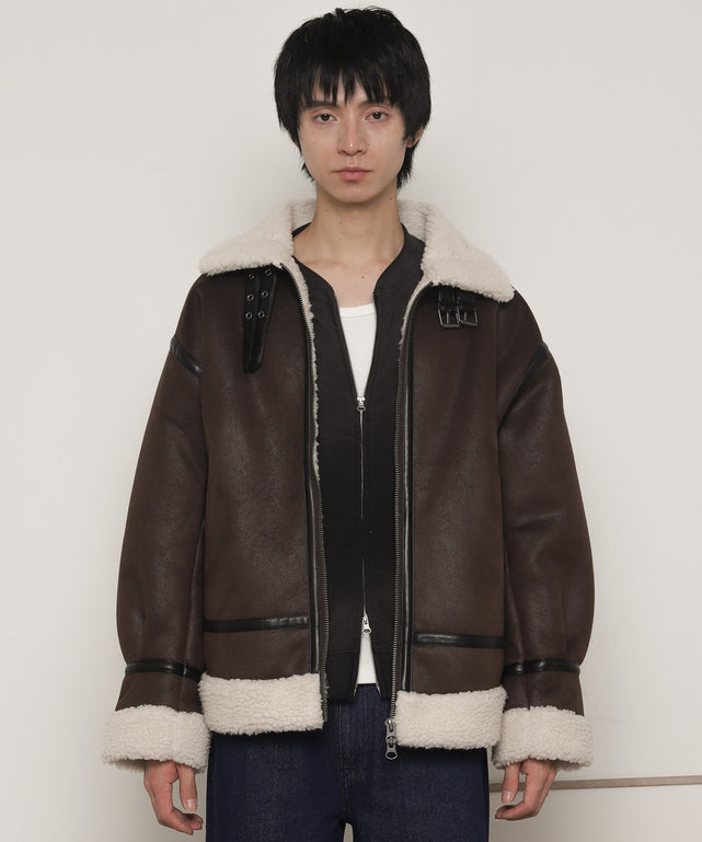 ブラウン モデル：180cm L着用