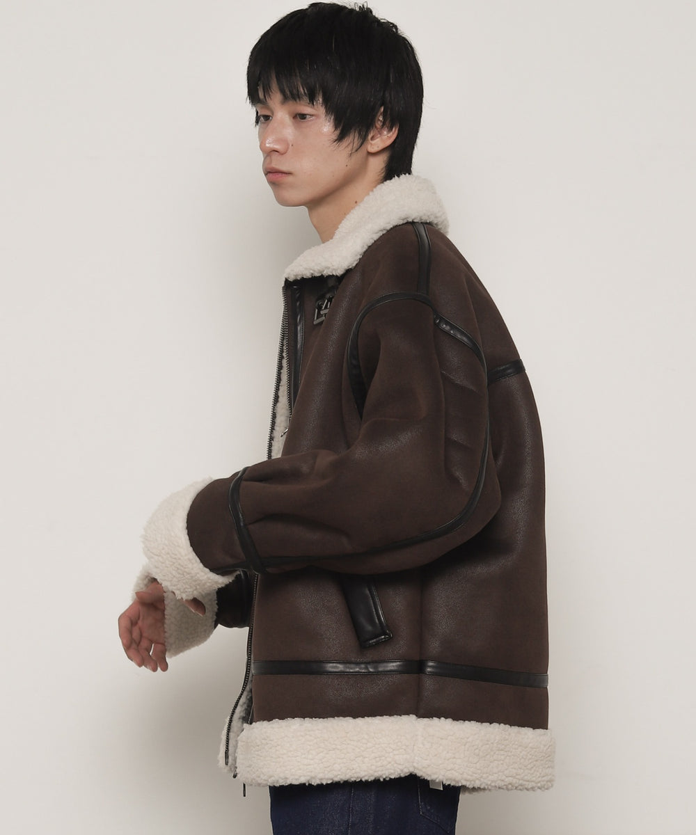 ブラウン モデル：180cm L着用