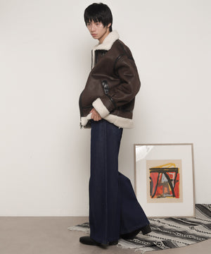 ブラウン モデル：180cm L着用