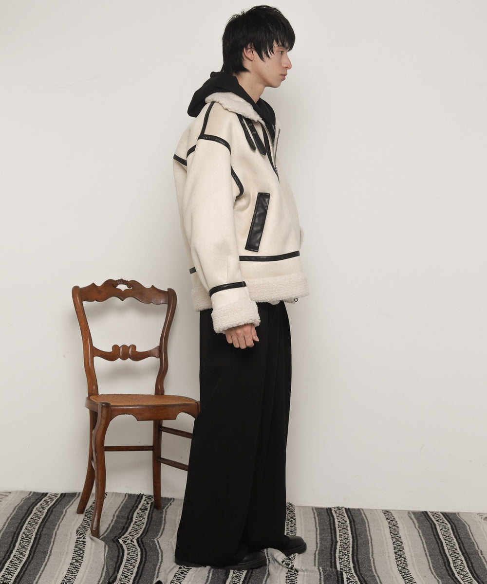 Lベージュ モデル：180cm L着用