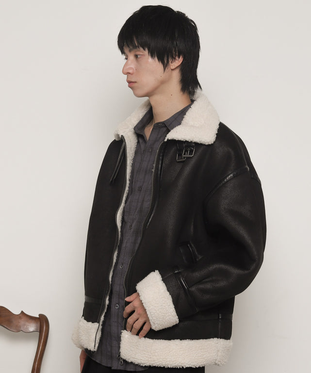 ブラック モデル：180cm L着用