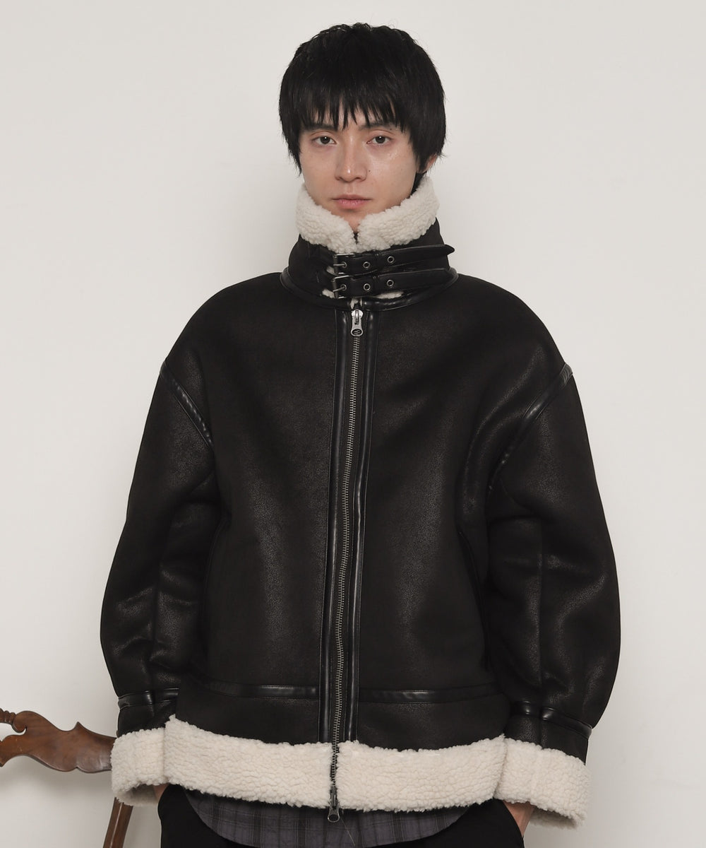 ブラック モデル：180cm L着用