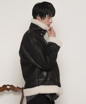 ブラック モデル：180cm L着用