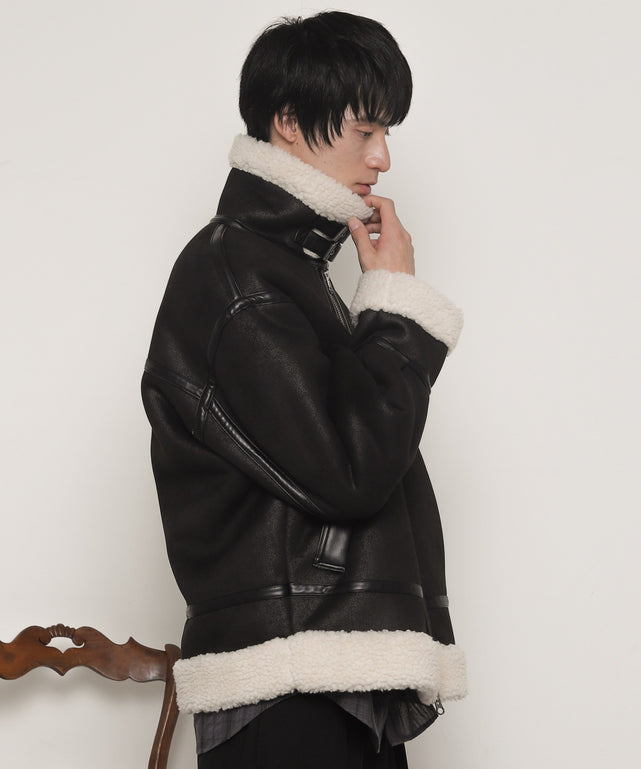 ブラック モデル：180cm L着用