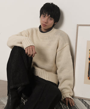 ｵﾌﾎﾜｲﾄ モデル：180cm L着用