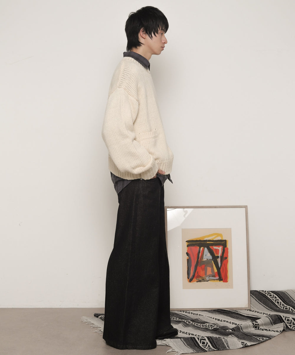 ｵﾌﾎﾜｲﾄ モデル：180cm L着用