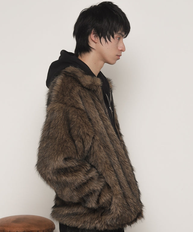 ﾌﾞﾗｳﾝ モデル：180cm L着用