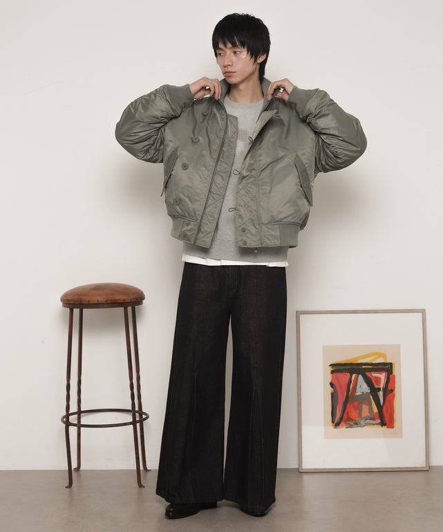 ｶｰｷ モデル：180cm L着用