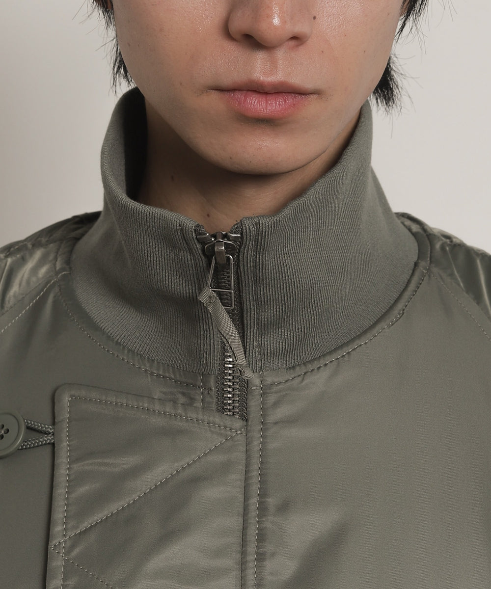 ナイロンスタンドブルゾン