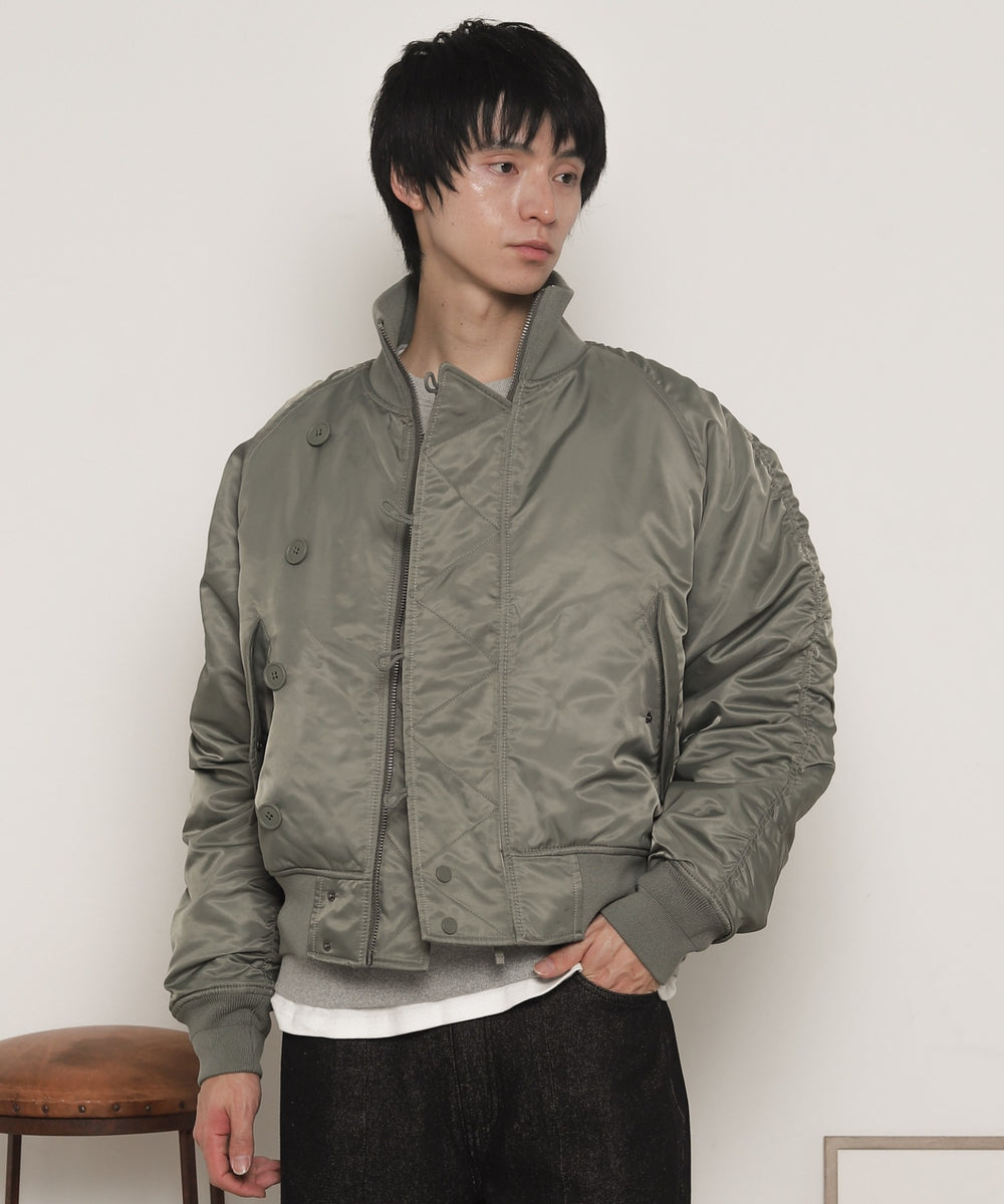 ｶｰｷ モデル：180cm L着用