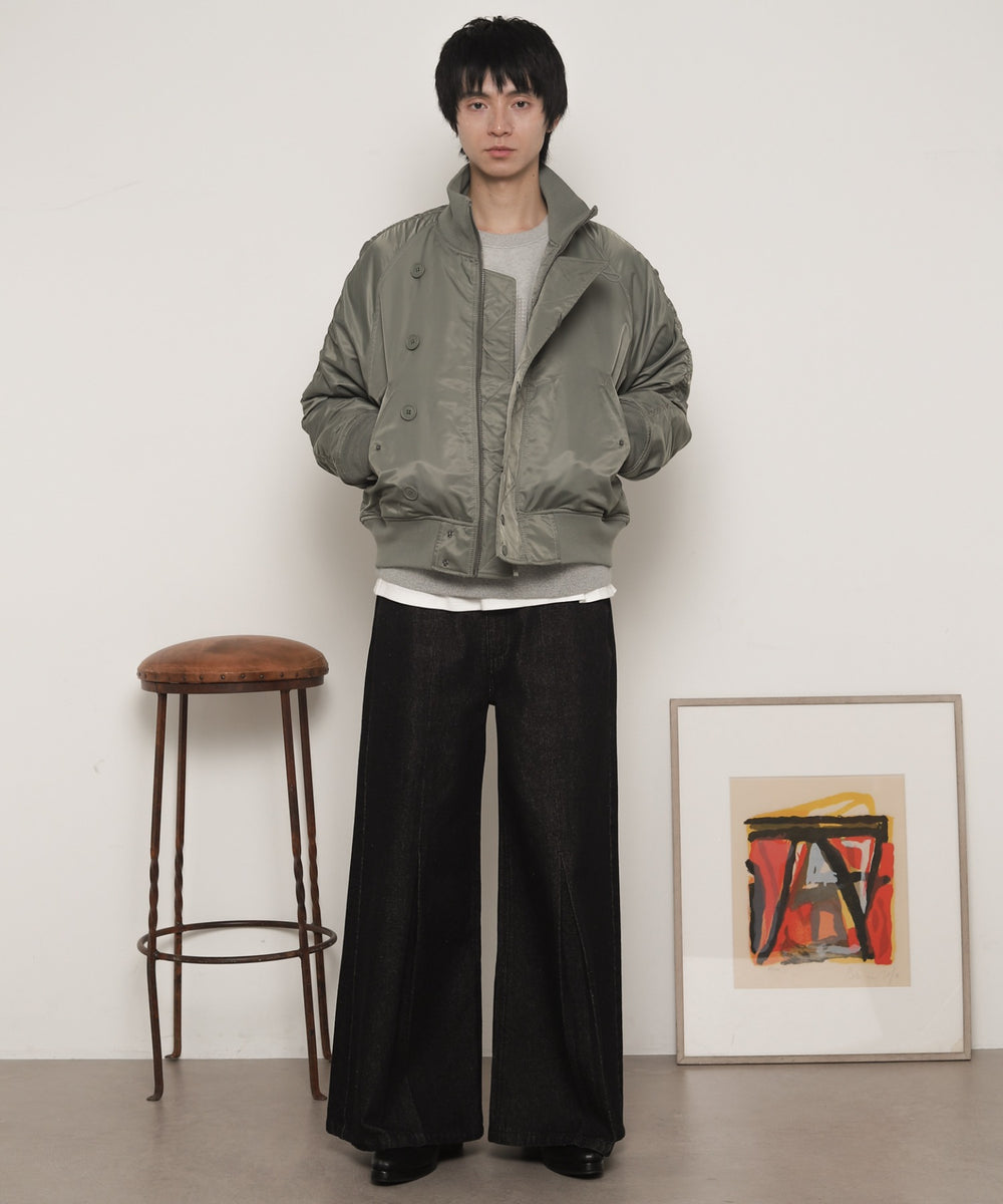 ｶｰｷ モデル：180cm L着用