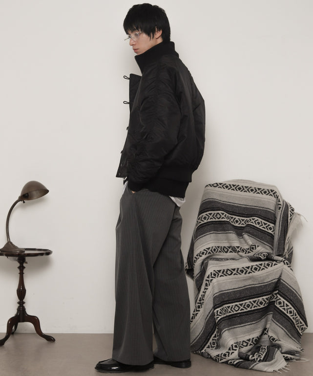 ﾌﾞﾗｯｸ モデル：180cm L着用