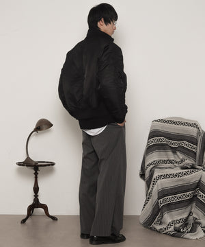 ﾌﾞﾗｯｸ モデル：180cm L着用