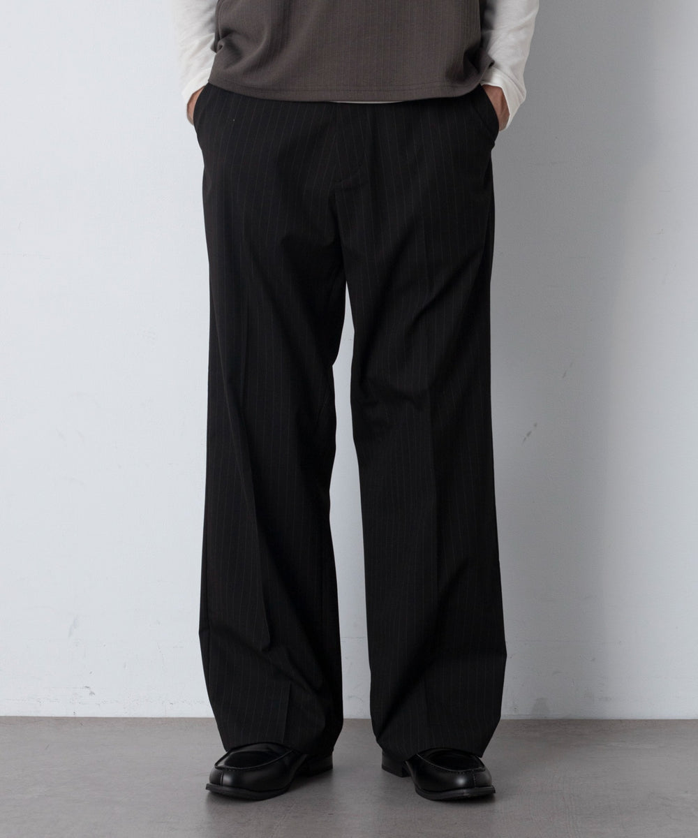 ブラックストライプ モデル：180cm L着用