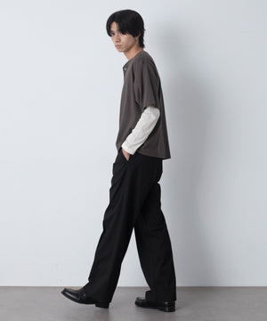 ブラックストライプ モデル：180cm L着用