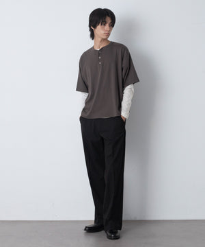 ブラックストライプ モデル：180cm L着用