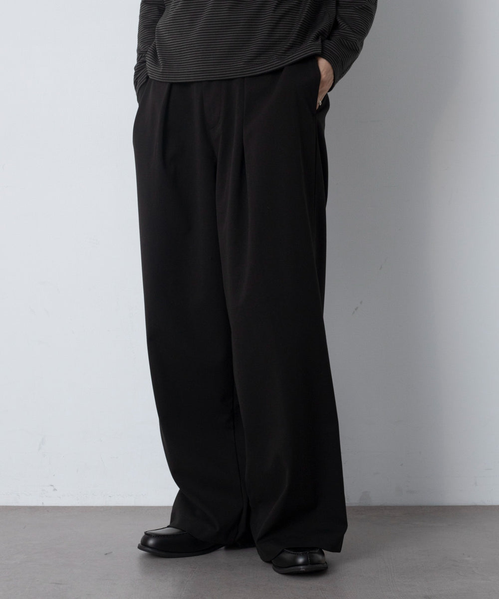 ブラック モデル：180cm L着用