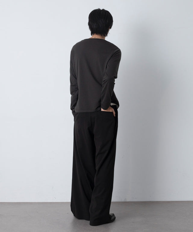 ブラック モデル：180cm L着用