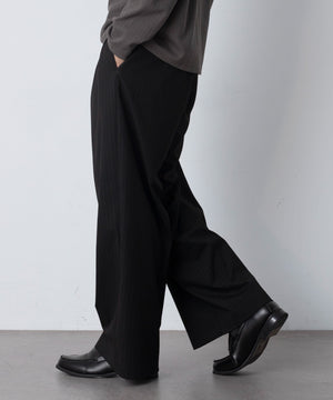 ブラックストライプ モデル：180cm L着用
