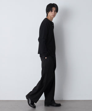 ブラックストライプ モデル：180cm L着用
