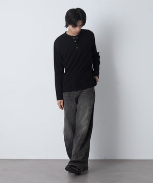 ブラック モデル：180cm L着用