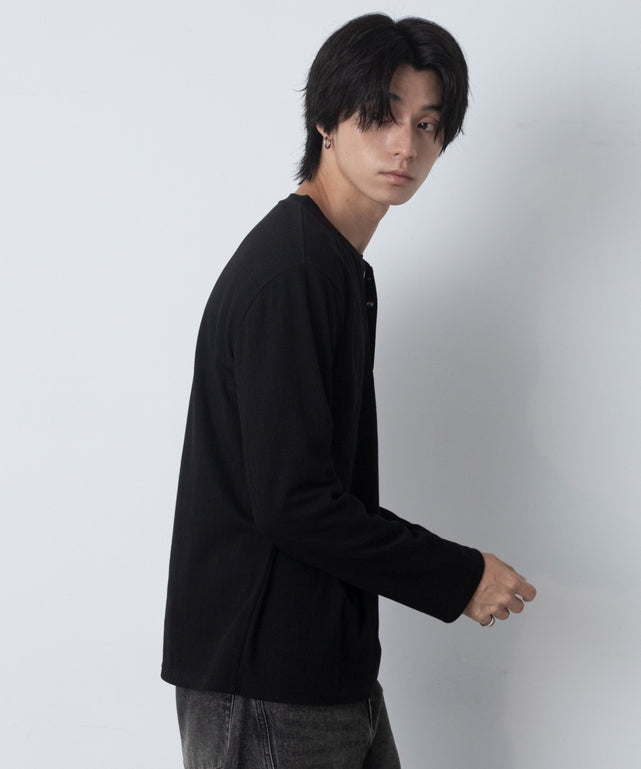 ブラック モデル：180cm L着用