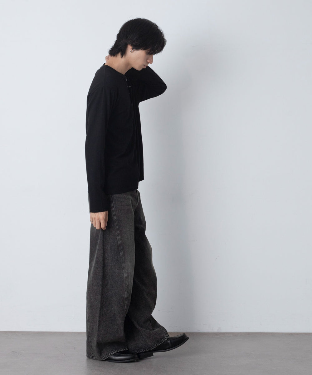 ブラック モデル：180cm L着用