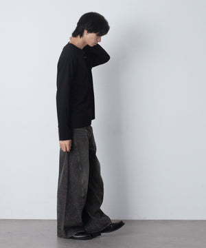 ブラック モデル：180cm L着用