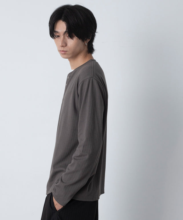チャコール モデル：180cm L着用