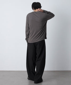 チャコール モデル：180cm L着用