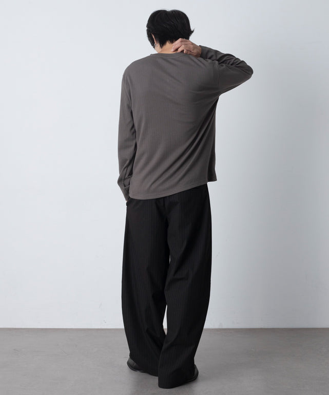 チャコール モデル：180cm L着用