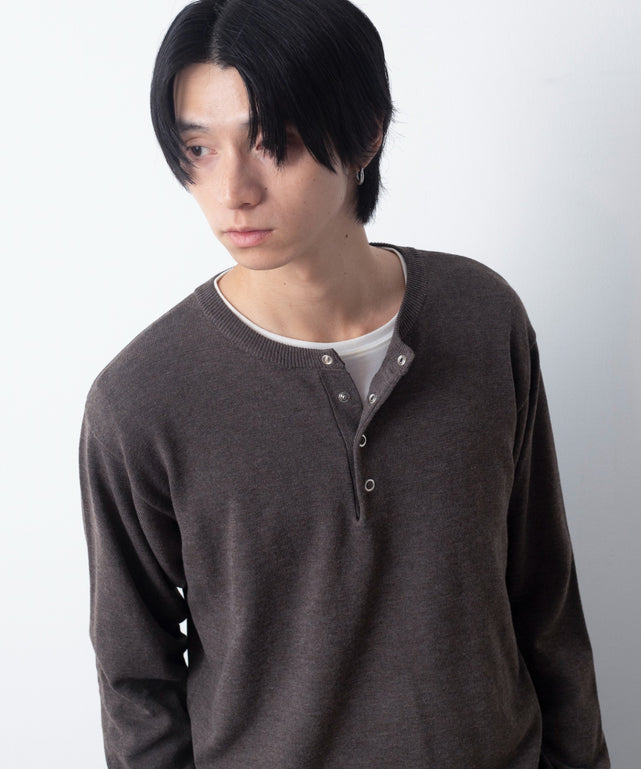 ブラウン モデル：180cm L着用