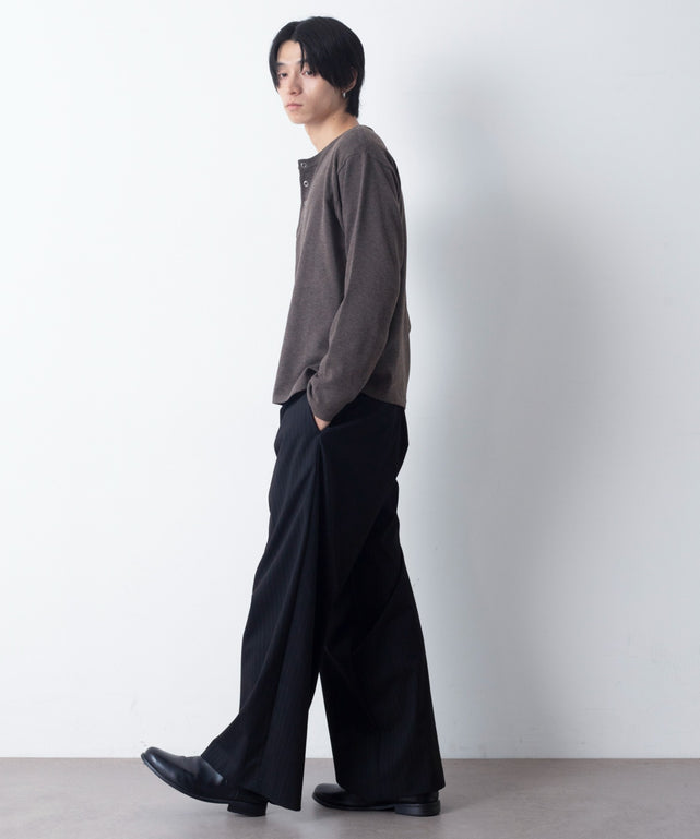 ブラウン モデル：180cm L着用