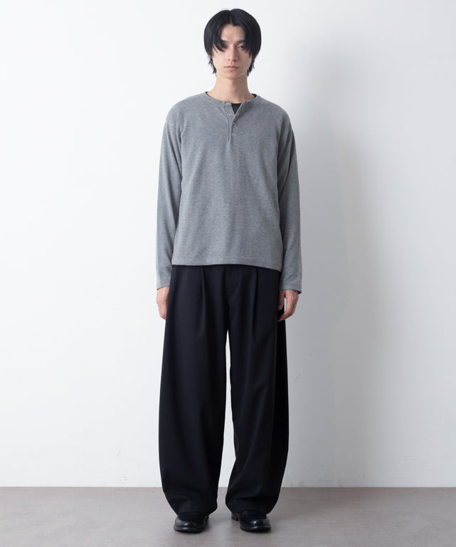 グレー モデル：180cm L着用
