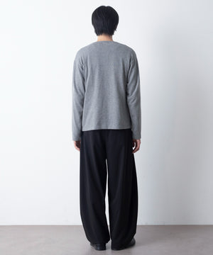 グレー モデル：180cm L着用