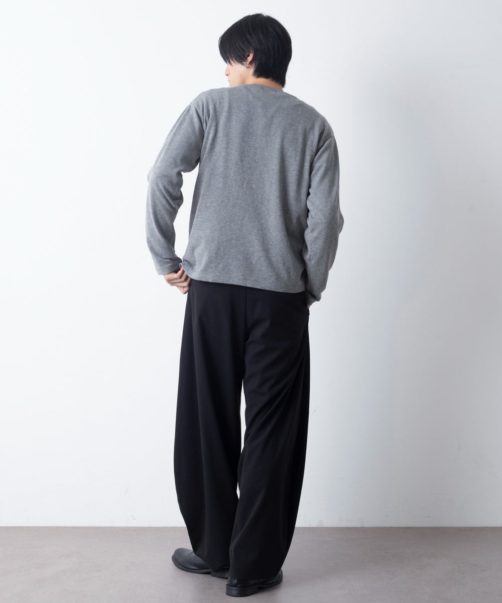グレー モデル：180cm L着用