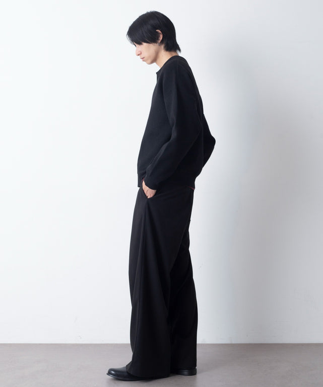 ブラック モデル：180cm L着用