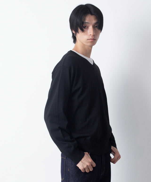ブラック モデル：180cm L着用