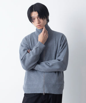 グレー モデル：180cm L着用