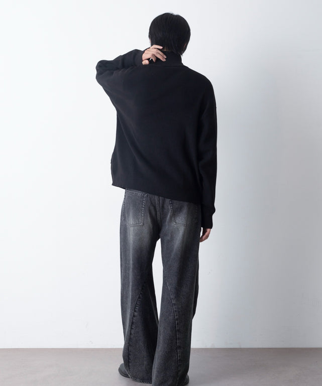 ブラック モデル：180cm L着用
