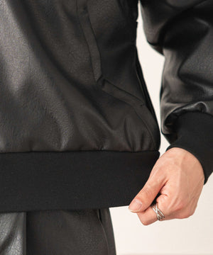 PUタックボンバージャケット