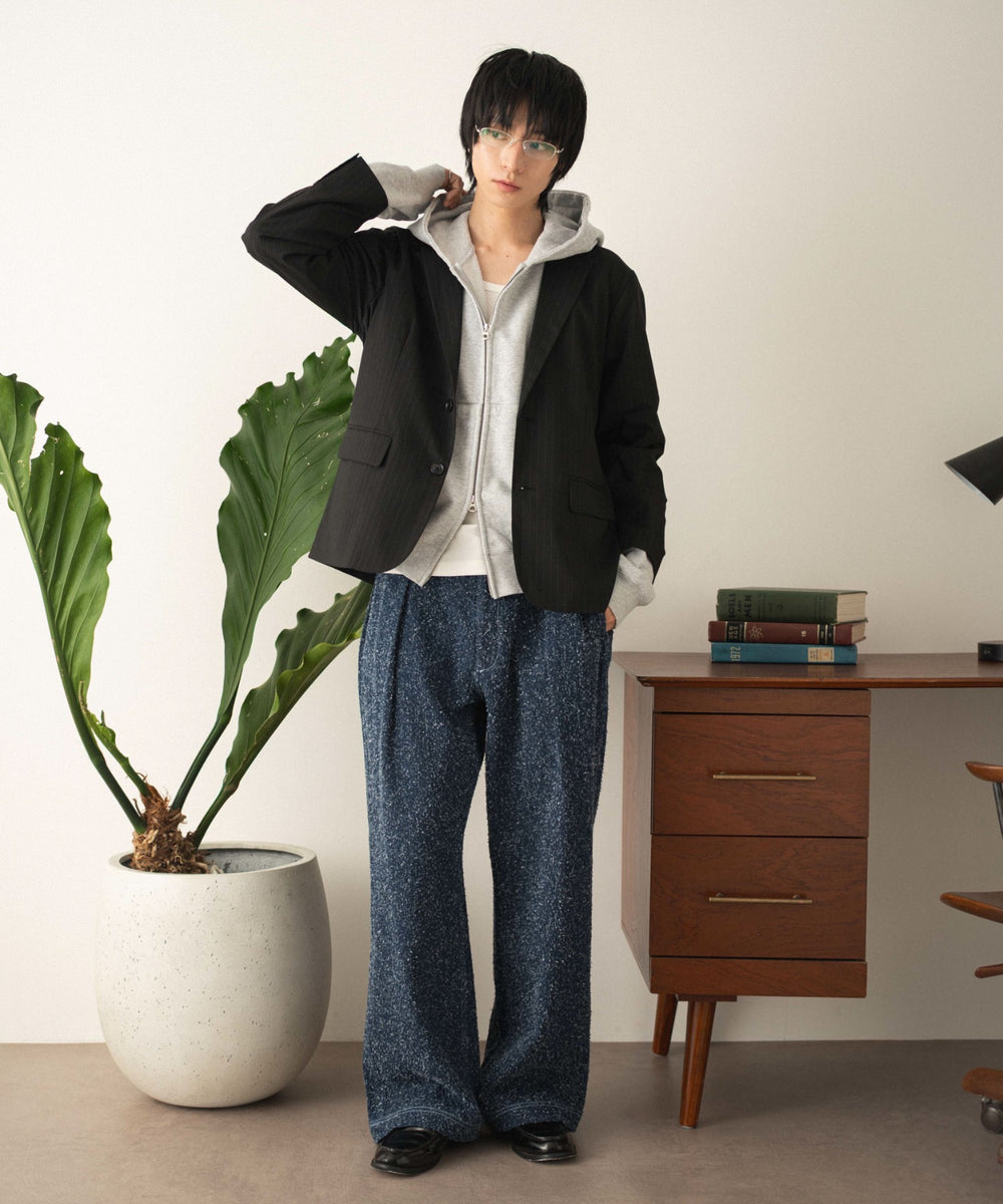 ブラックストライプ モデル：180cm L着用