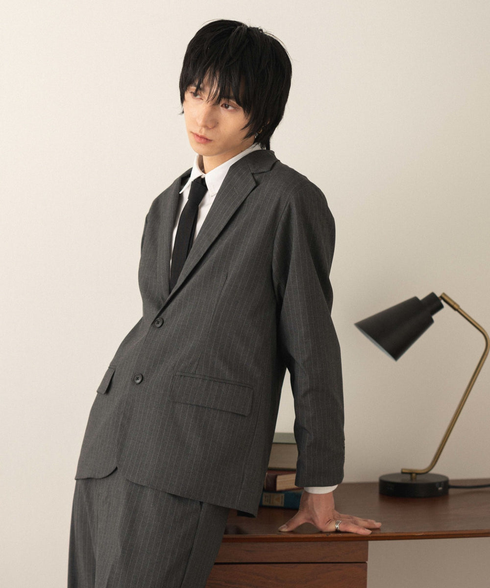 グレーストライプ モデル：180cm L着用