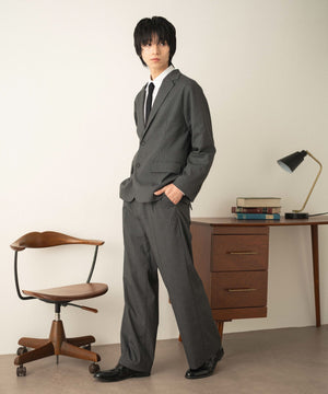 グレーストライプ モデル：180cm L着用