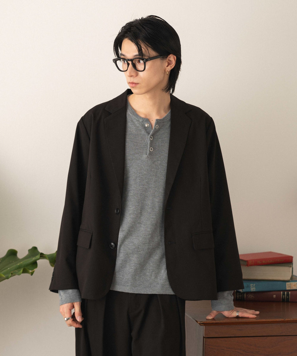 ブラック モデル：180cm L着用