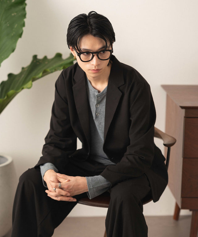 ブラック モデル：180cm L着用